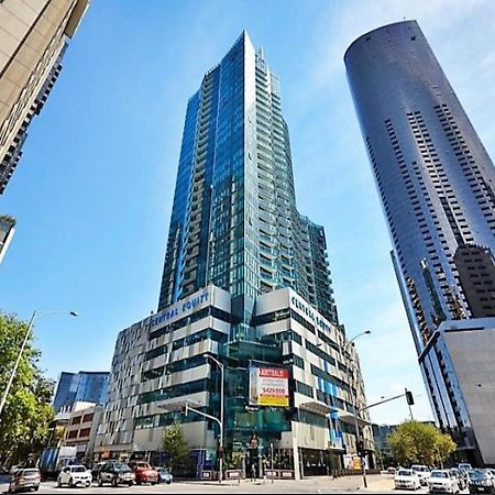 Readyset Apartments At Southbank One Melbourne Exterior photo